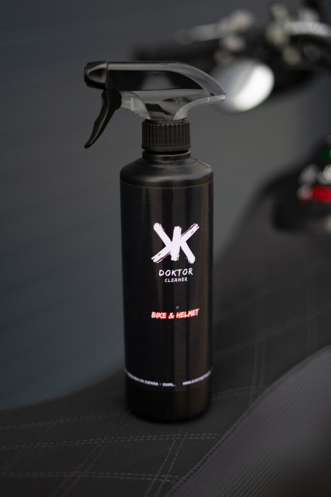 Doktor Cleaner Bike & Helmet, limpiador en seco de moto y casco